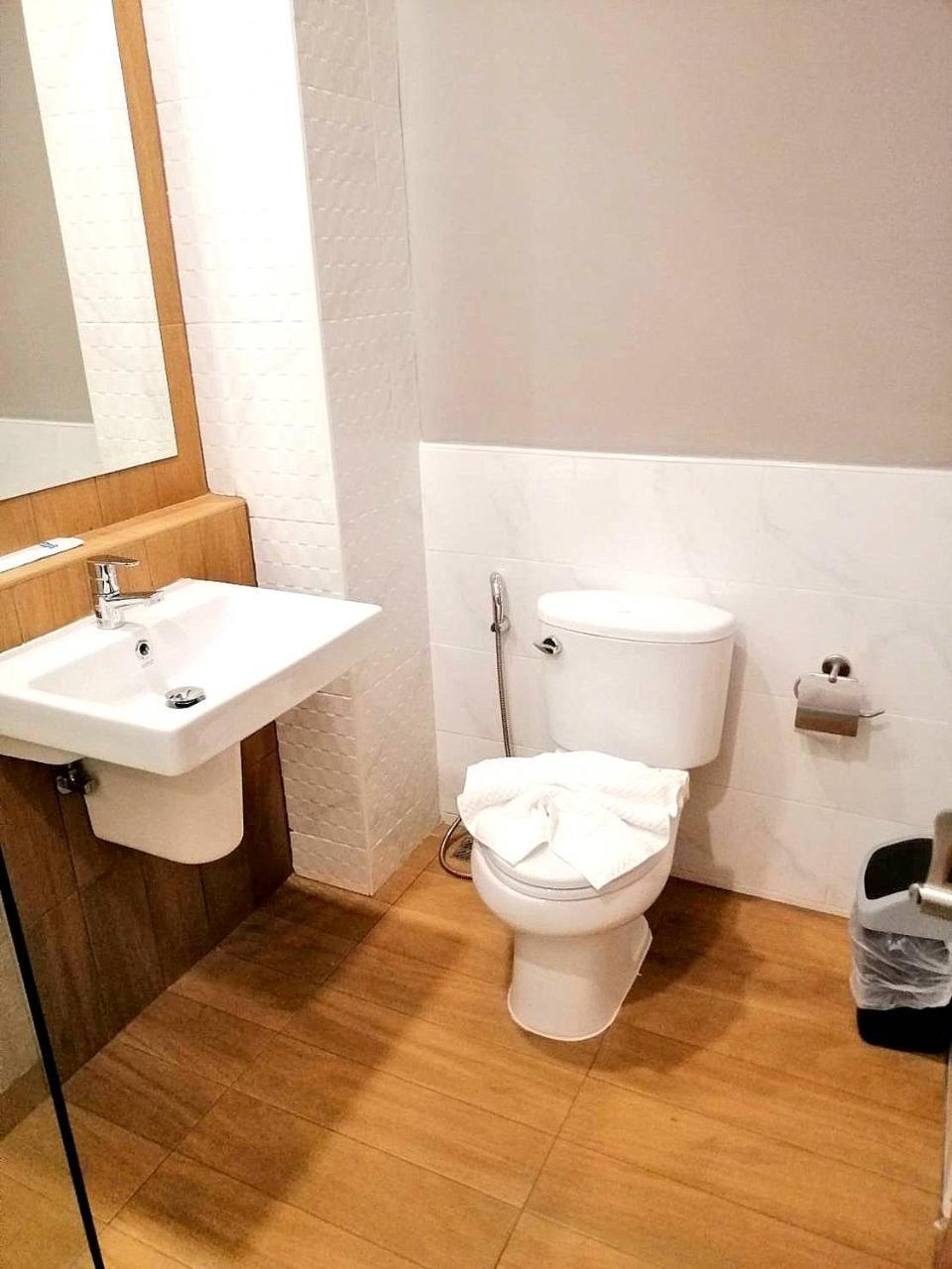 Siri Hotel Chiang Mai Zewnętrze zdjęcie