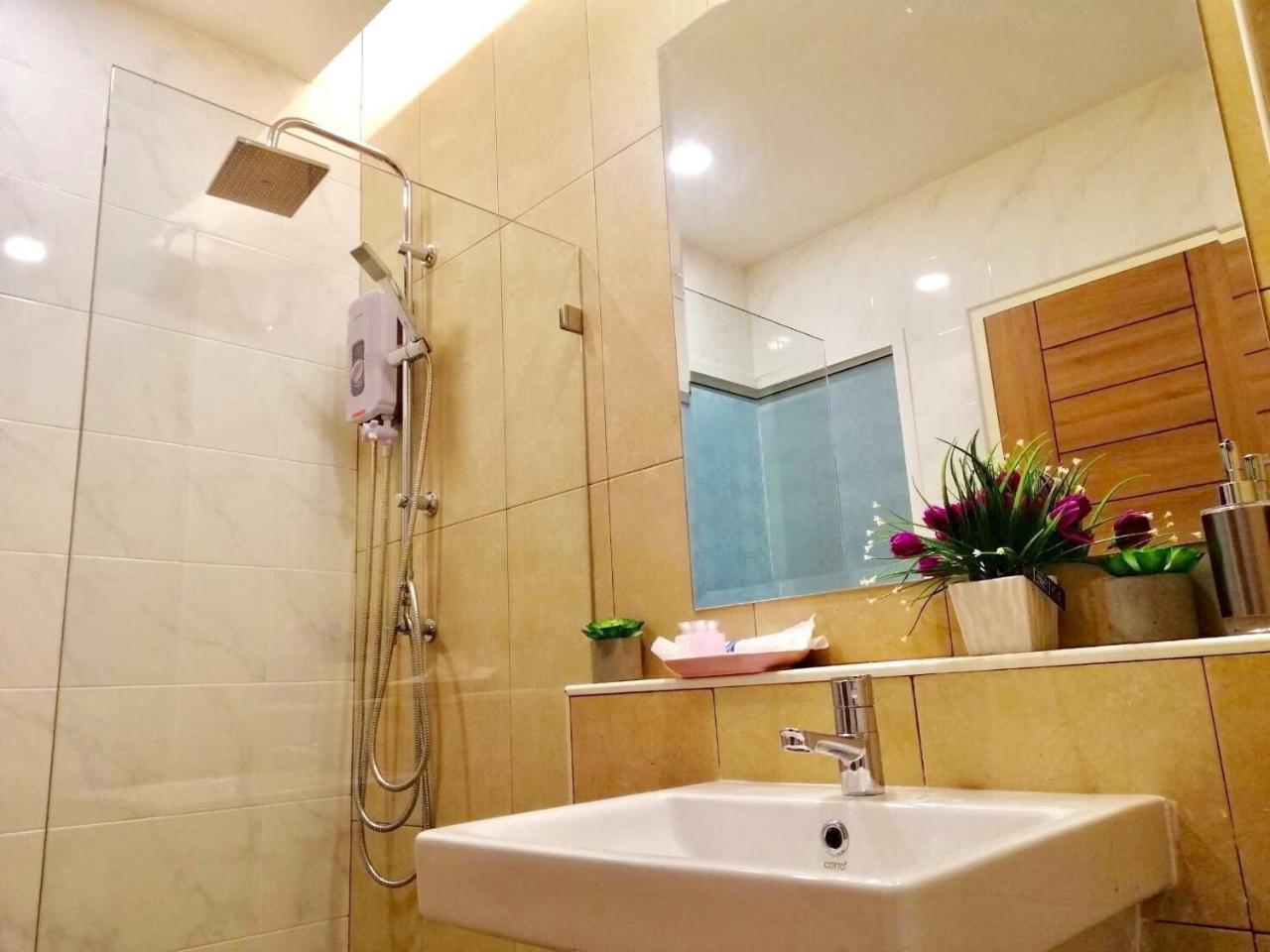 Siri Hotel Chiang Mai Zewnętrze zdjęcie